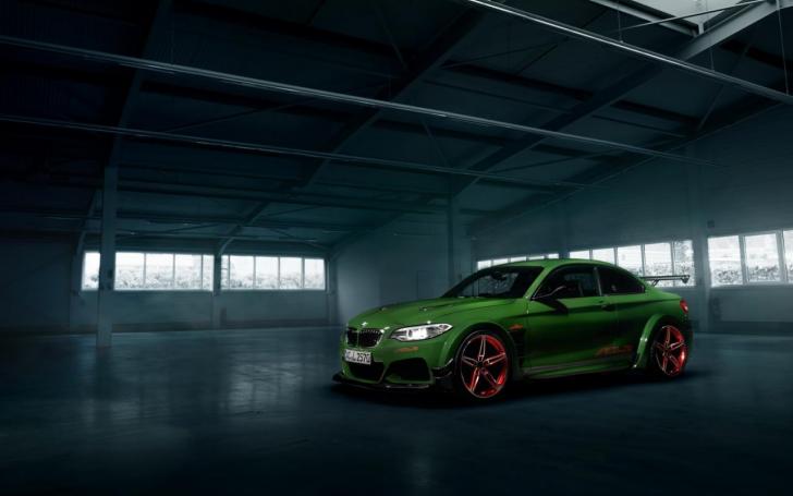 BMW 2-Series ACL2/Gamintojo nuotrauka