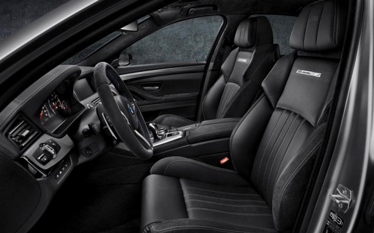 BMW 30 Jahre M5/Gamintojo nuotrauka