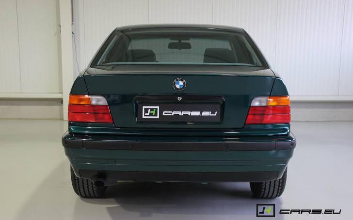 BMW 320i E36