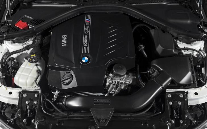 BMW 435i ZHP Coupe/Gamintojo nuotrauka