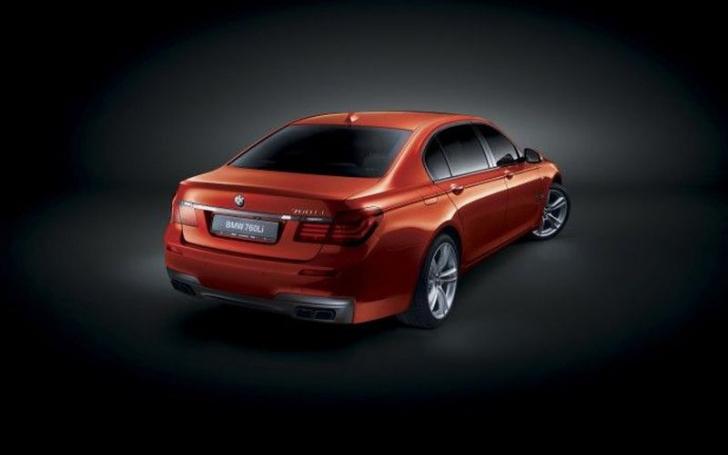 BMW 760Li M V12 Bi-Turbo/Gamintojo nuotrauka