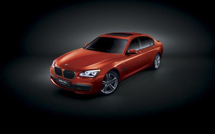 BMW 760Li M V12 Bi-Turbo/Gamintojo nuotrauka