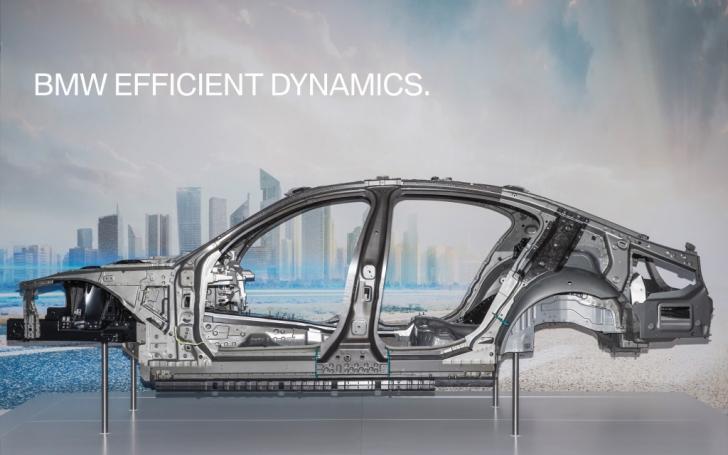 BMW 7 serija/Gamintojo nuotrauka