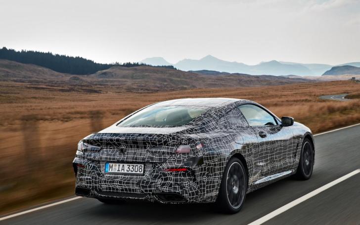 BMW 850i