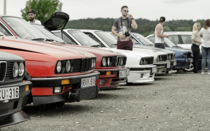 BMW E30 susitikimas/rauvis.lt nuotrauka