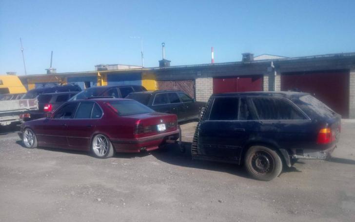 BMW E34 su priekaba
