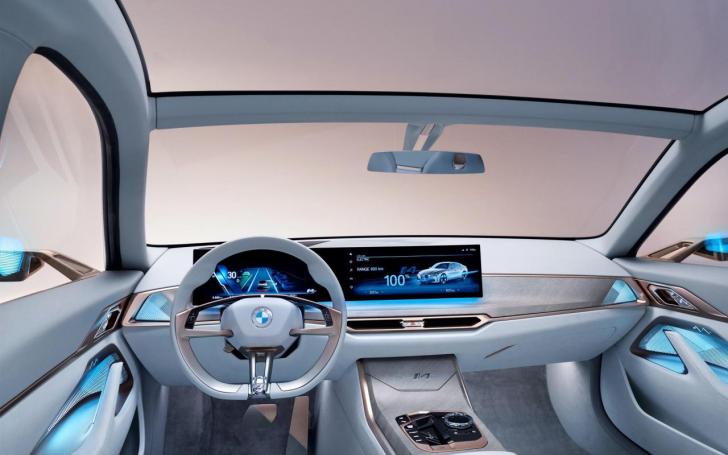 BMW Concept i4