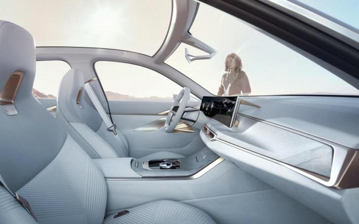 BMW Concept i4