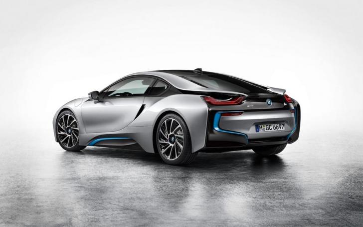 BMW i8/Gamintojo nuotrauka