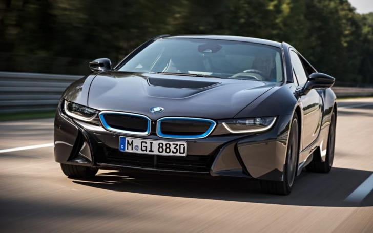 BMW i8/Gamintojo nuotrauka