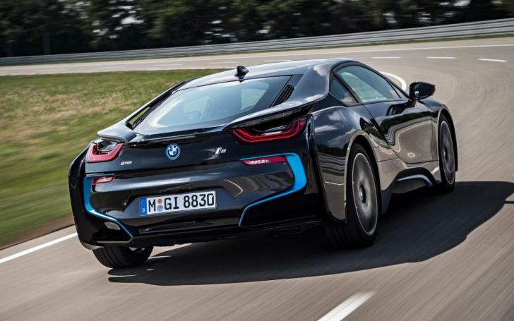 BMW i8/Gamintojo nuotrauka