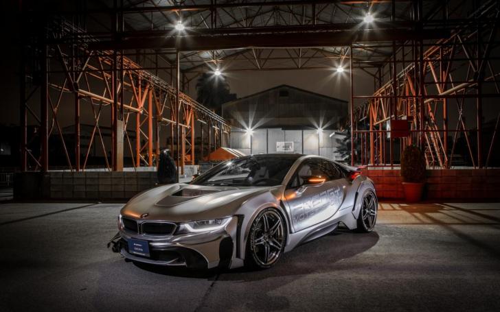 BMW i8 Energy Motor Sport/Gamintojo nuotrauka