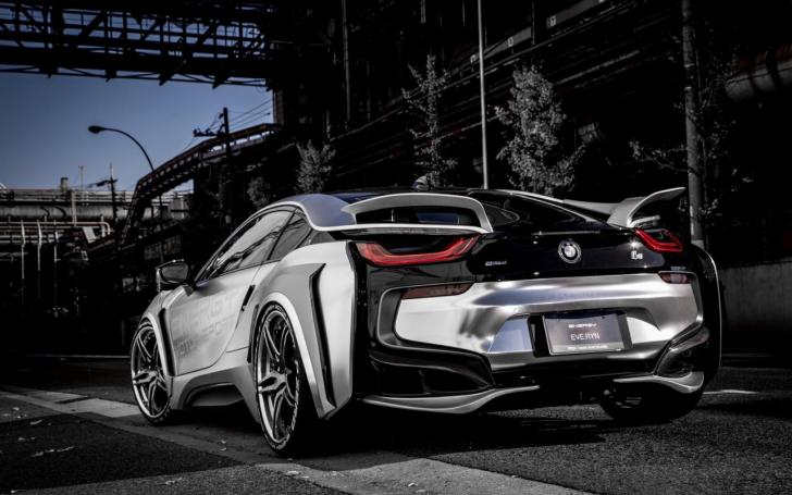BMW i8 Energy Motor Sport/Gamintojo nuotrauka