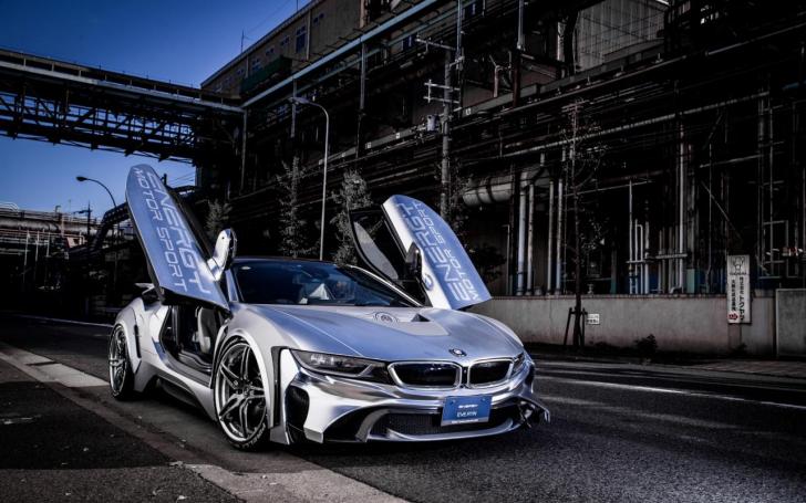 BMW i8 Energy Motor Sport/Gamintojo nuotrauka
