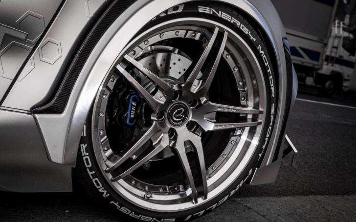 BMW i8 Energy Motor Sport/Gamintojo nuotrauka