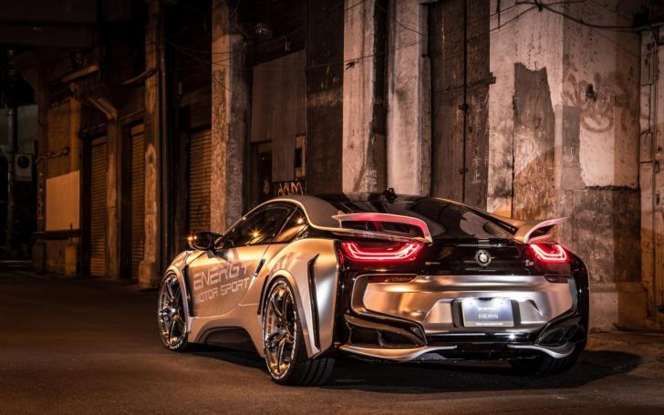 BMW i8 Energy Motor Sport/Gamintojo nuotrauka