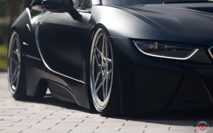 BMW i8/Vossen nuotrauka