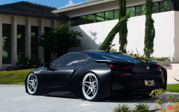 BMW i8/Vossen nuotrauka