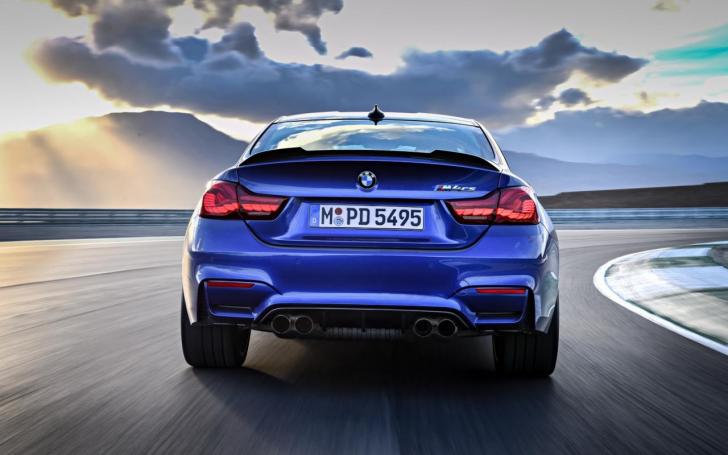 BMW M4 CS