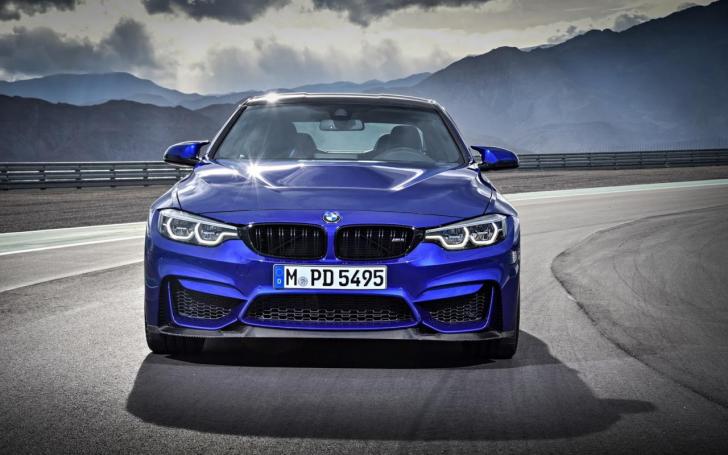 BMW M4 CS