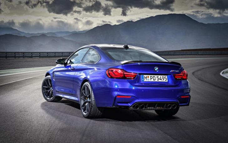 BMW M4 CS
