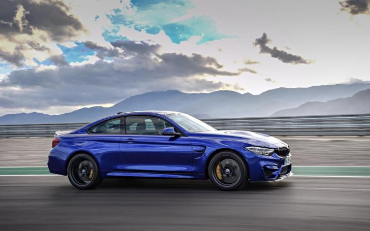 BMW M4 CS