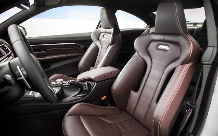 BMW M4 CS