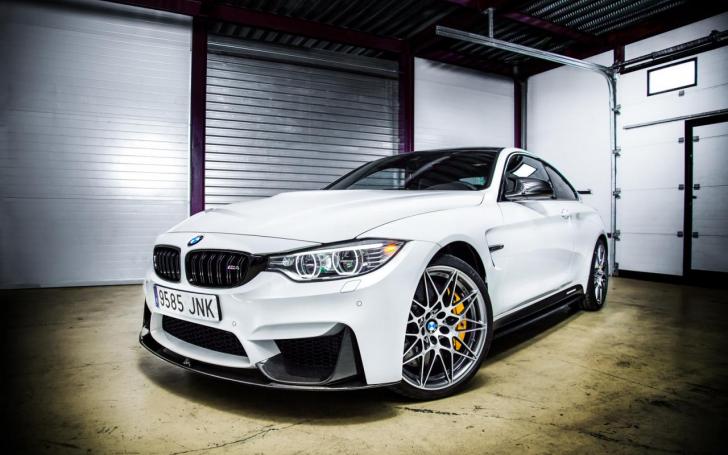 BMW M4 CS