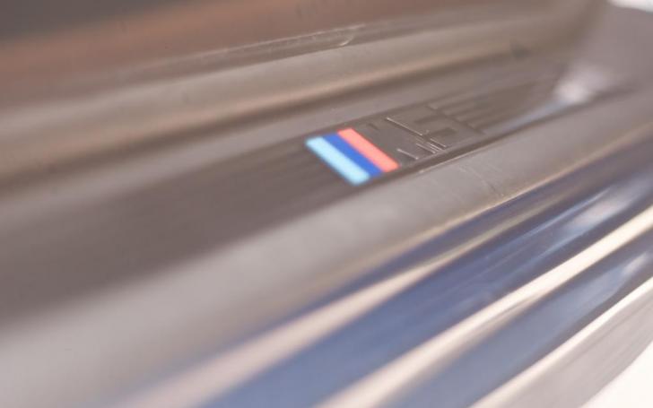 BMW M5 E39 - slenksčio apdaila po priekinėmis durelėmis