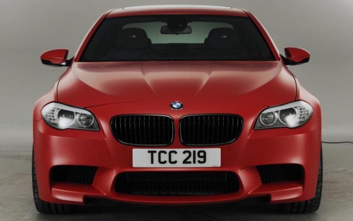 BMW M5 M Performance Edition/Gamintojo nuotrauka