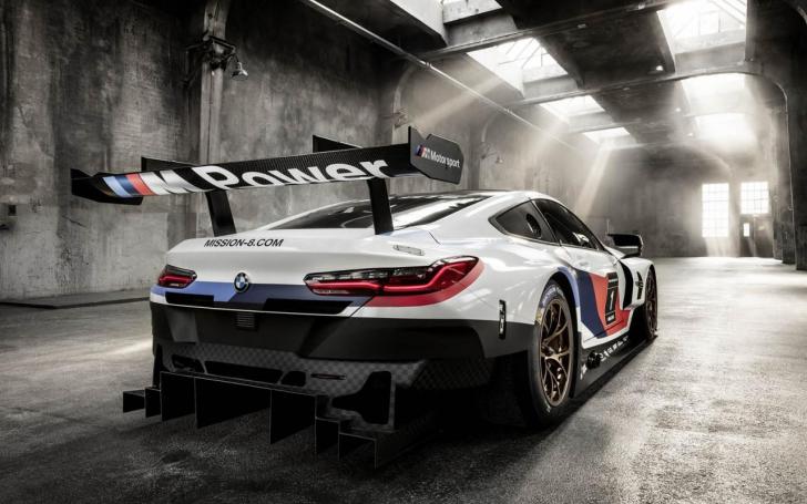 BMW M8 GTE