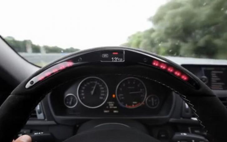 BMW M Performance vairas su ekranu/Gamintojo nuotrauka
