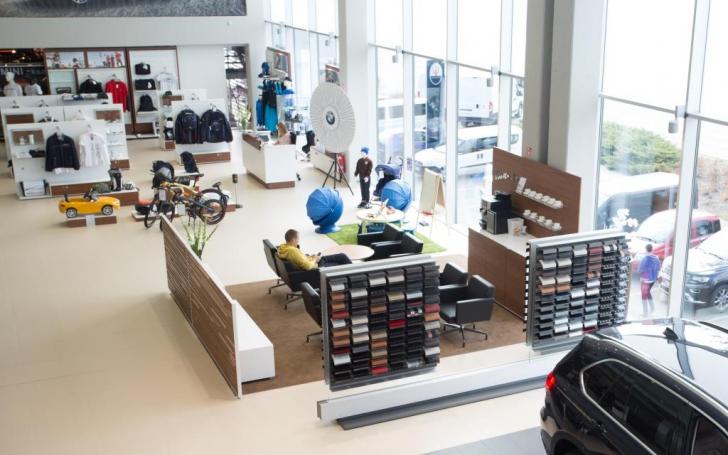 BMW salonas/Gamintojo nuotrauka