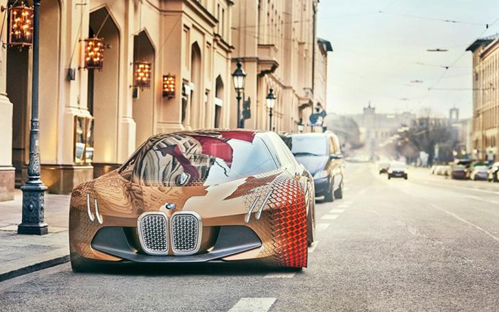 BMW Vision Next 100