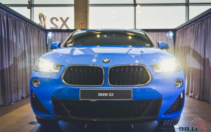 BMW X2