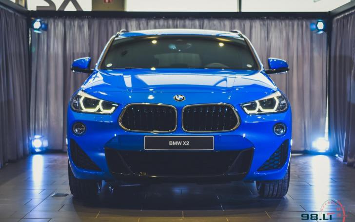 BMW X2