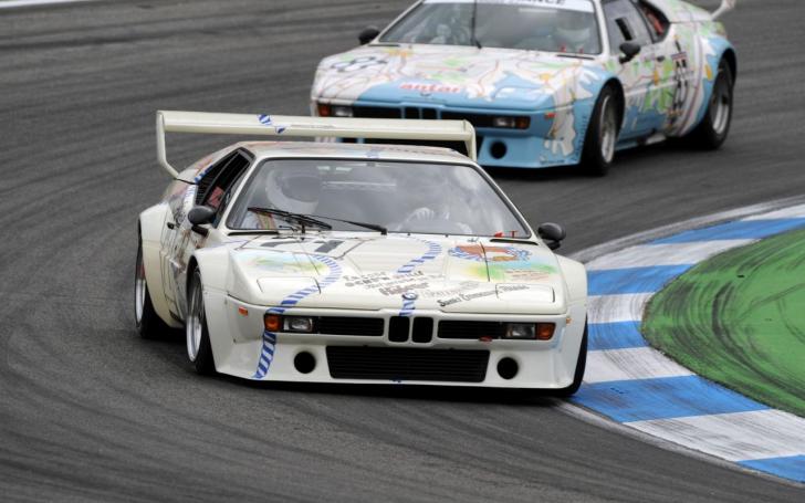 BMW M1/Gamintojo nuotrauka