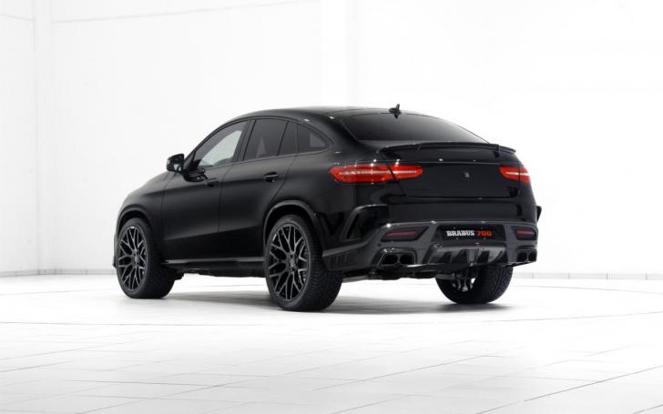 Brabus B63S 700/Gamintojo nuotrauka