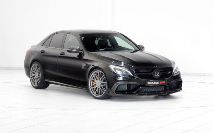Brabus Mercedes-AMG C63 S/Gamintojo nuotrauka