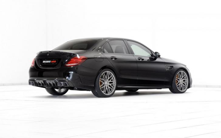 Brabus Mercedes-AMG C63 S/Gamintojo nuotrauka