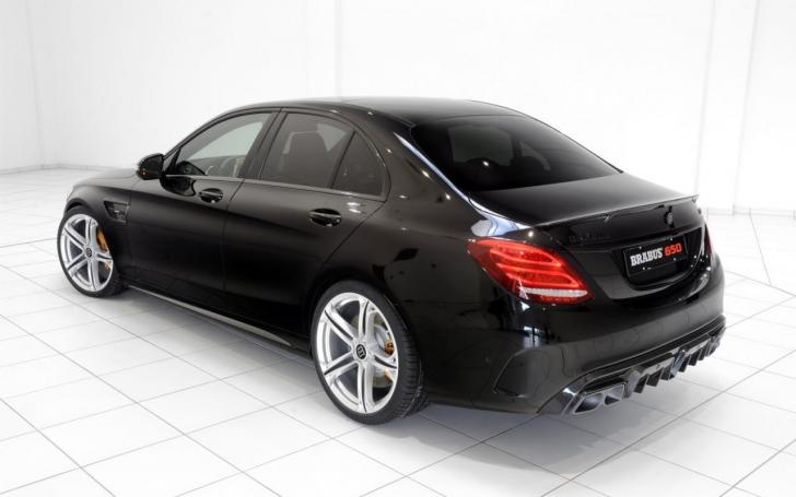 Brabus Mercedes-AMG C63 S/Gamintojo nuotrauka
