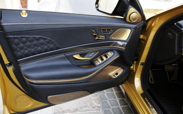 Brabus Rocket 900/Gamintojo nuotrauka