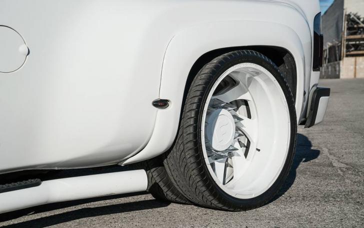 Chevrolet Silverado Sic Ryde/Gamintojo nuotrauka
