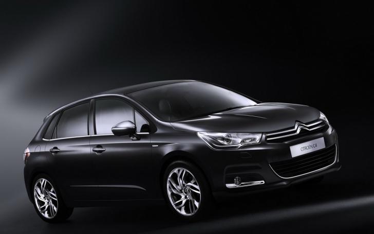 Citroen C4 - finaliniame septynetuke/Gamintojo nuotrauka