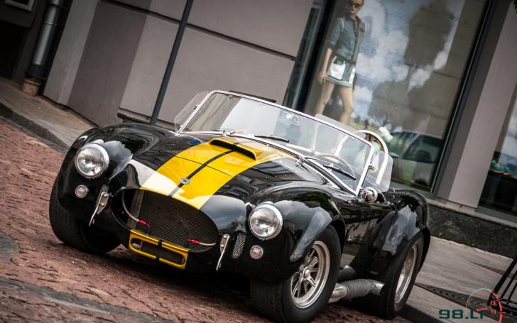 „Shelby Cobra 427“ replika/Vytauto Pilkausko nuotrauka „Shelby Cobra 427“ replika/Vytauto Pilkausko nuotrauka