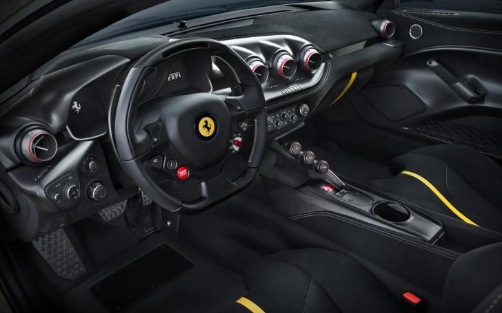 Ferrari F12tdf/Gamintojo nuotrauka