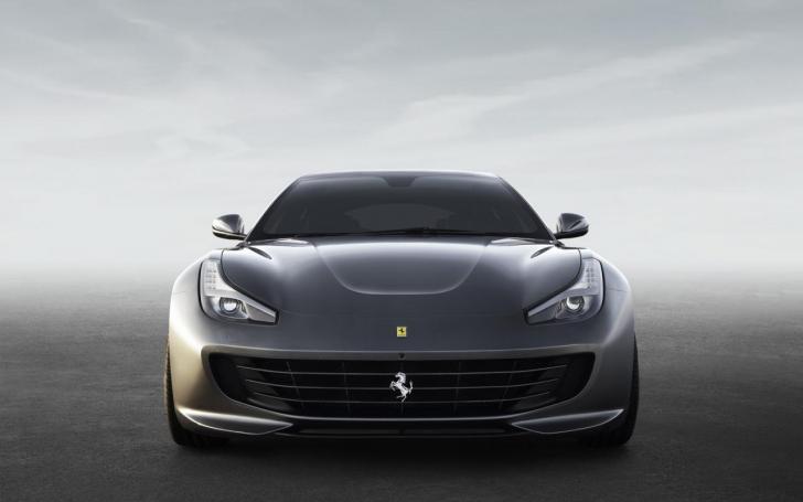 Ferrari GTC4Lusso/Gamintojo nuotrauka Ferrari GTC4Lusso/Gamintojo nuotrauka