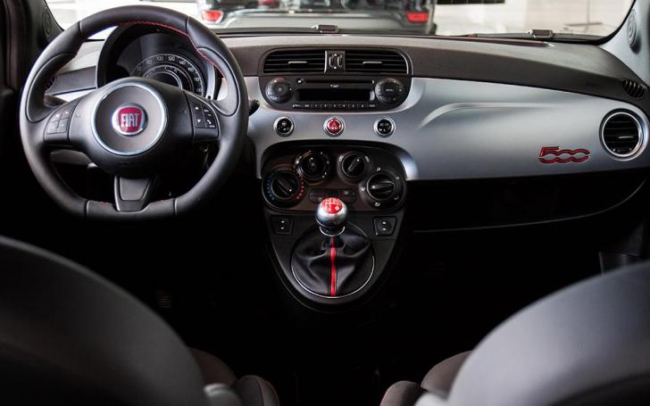 Fiat 500S/Gamintojo nuotrauka