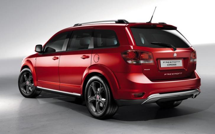 Fiat Freemont Cross/Gamintojo nuotrauka