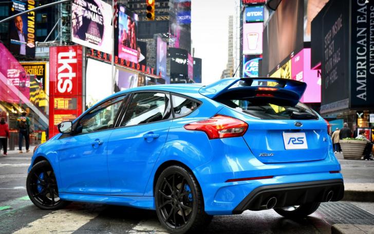 Ford Focus RS/Gamintojo nuotrauka